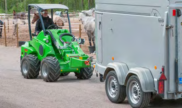 Zaczep kulowy z przodu